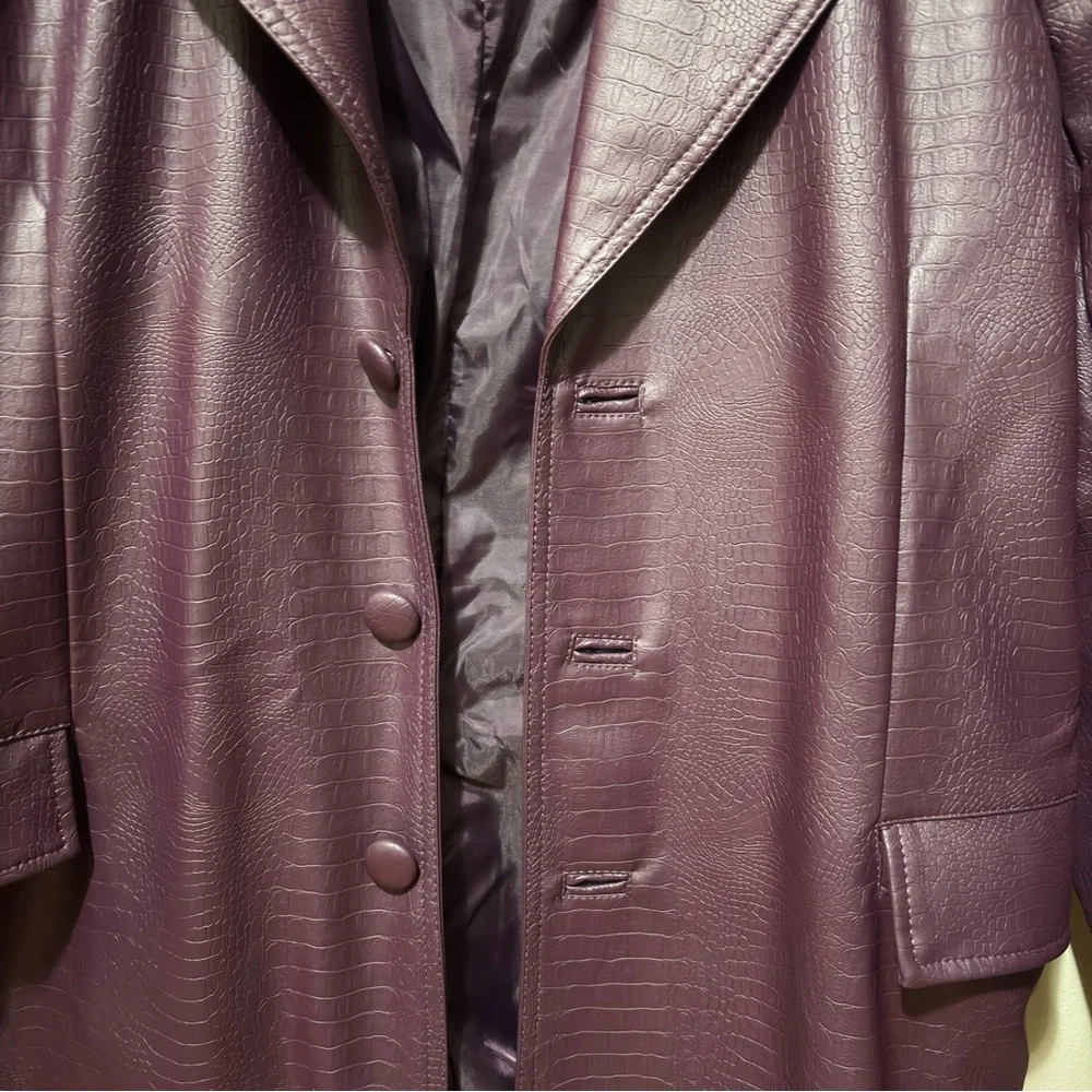 Hot Topic Suicide Squad Joker Purple Trench Coat - Picture 12 of 14